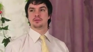 Студент вылизал мокрую письку русой старушке в раздевалке