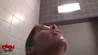 Любительское секс видео с милой теткой Нессой Девиль