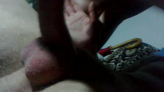 Благоверный тщательно вылизал дырень наивной супруги после того как побывал там членом