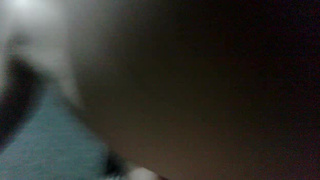 Благоверный тщательно вылизал дырень наивной супруги после того как побывал там членом