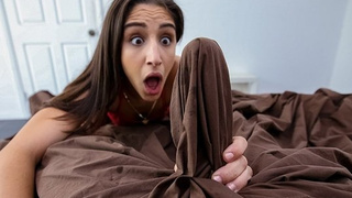 Сестричка делает утро брата намного лучше