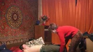 Пышнозадая вторая половинка сама забралась на хуец женушка поздним вечером