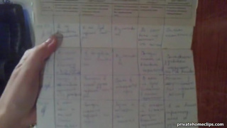 Сосед снимает свою красивую обнаженную малышку