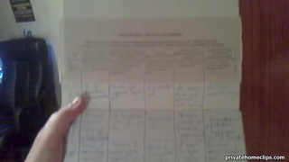 Сосед снимает свою красивую обнаженную малышку