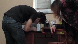 Компьютерный гений чпокнул матюрку в кабинете