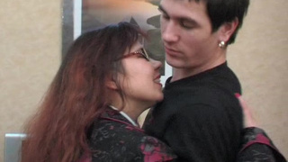 Компьютерный гений чпокнул матюрку в кабинете