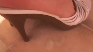 Нагнул рачком и трахнул в попку