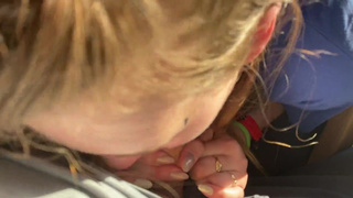 Чувак подсыпал курьерше возбудитель в чай и отжарил на столе