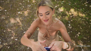 Чпокнул грудастую жену в анал прямо во дворе, так соскучился по этой горячей сучке!