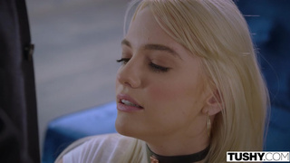 Супруга сняла любимому молоденькую проститутку для анального секса