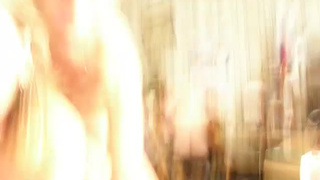 Домашняя ебля рачком с рыжей блядью в колготках