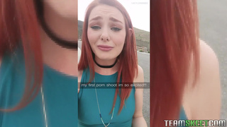 Рыжая цыпочка облизывает елдак агента перед трахом в пизду на кастинге