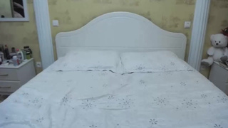 Видео домашней мастурбации красивой девки попало в сеть