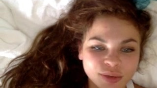 Мужчина записал часовое любительское видео секса с наивной телкой