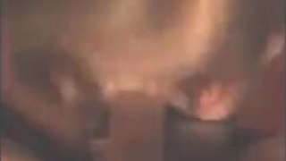 Любительское видео молодухи глубоко сосущей болт своему дружку