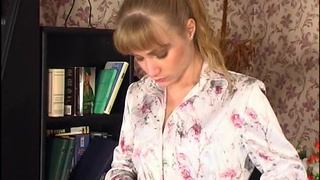 Взяла в ротик пенис русского мужика