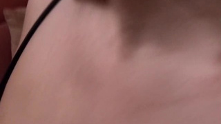 Грубый сосед жестко чпокает вагину привлекательной блондинки