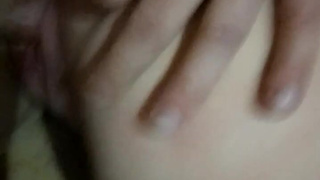 Подруга жены стонет подо мной