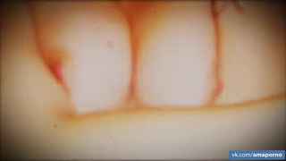 Очаровательные девицы делают отсос своим ухажерам