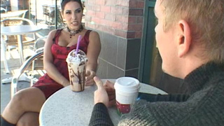 Кончил зрелке друга на рот после страстного секса