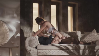 Mina Moreno соблазнила негра на секс и получила кремпай в вагину