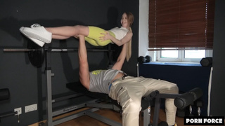 А ну лежи тихо, сказал же, что сегодня я буду качать хер