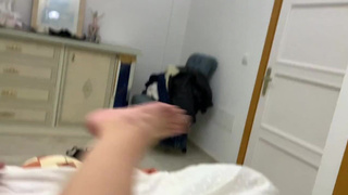 Анал раскрепощает — в жопу засажу, ты расслабишься, а то зажатая