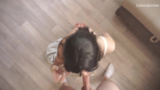 Долизала яйца до камшота, я и кончил в ротик — ближе всего было