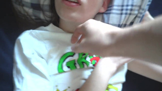 Сестричка обнаглела, пустил пожить за отсос, а она уже на члене скачет (часть 1)