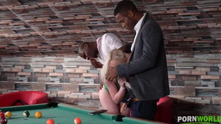 Факеры, ну полегче, вы ж в меня 2 чёрных члена одновременно суёте