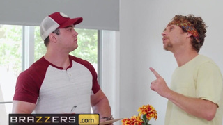 Благоверная ебёт бывшую, вот девушки ?? Обе на писюн и сквиртить, быстро!