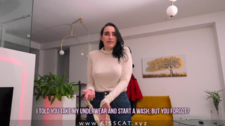 Сынишка, ты что, даже трахаться не умеешь? Ну снимай штаны, буду учить