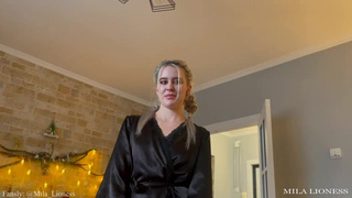 Давай, блядь, не ломайся, а то папке про твои порно сайты расскажу