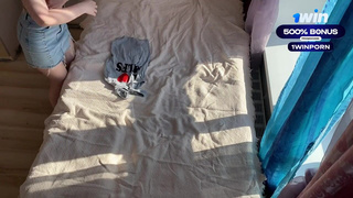 Раздвинула на секс! Я потом со скрытой камеры всё пересмотрю ??