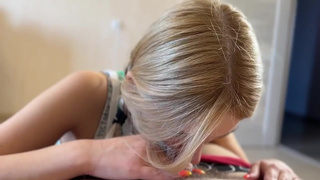 Хватит хернёй заниматься — лучше меж сись подрочи и в ротик возьми