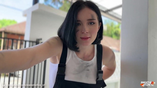 — Оплату в хуях принимаю — В рублях? — Нет, доставайте писюн и ебите