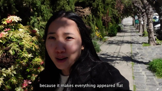 Возбудила себя и хер легко вошёл — я азиатка, у меня там узко