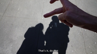 Возбудила себя и хер легко вошёл — я азиатка, у меня там узко