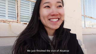 Возбудила себя и хер легко вошёл — я азиатка, у меня там узко