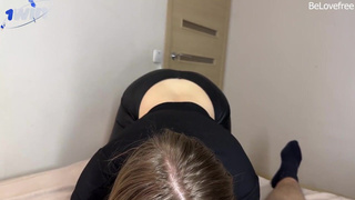 Зачем мне теперь красотка, если мачеха передо мной ножки раздвигает