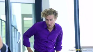 Чпокнул уборщицу Nicole Aniston пока не видела благоверная