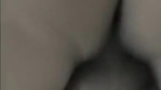 Ребята замутили наивной давалке жесткий анальный секс