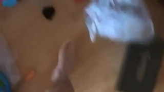 Миловидная студентка откровенно ласкает большой стояк пацанчика