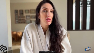 Рогоносец в отъезде, а я трахаюсь с ремонтником вместе — до оргазма ??