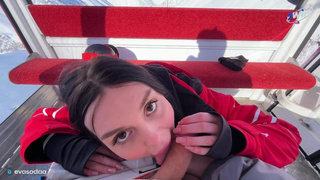 Приехал я, короче говоря, на Красную Поляну и публично её выебал