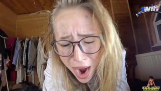 Звучит как обман, но я развёл эту медсестру на отсос и анал