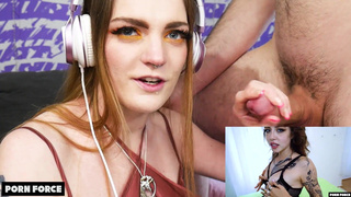 Карли Рей Саммерс реагирует на ВЕЛИКОЛЕПНУЮ НАИВНУЮ Иден АЙВИ в АНАЛ