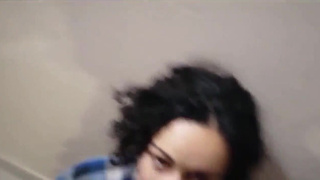 Моя соседка ОТСОСАЛА у меня и моей подруги на ОБЩЕСТВЕННОЙ ЛЕСТНИЦЕ! (Стейси Блум, Лео Казанова и Мистер Хендерсон)