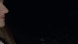 За деньги грудь показала.. А за ещё один платёж в ротик возьмёшь?