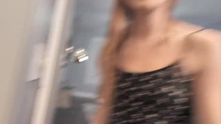 Как я догадался, что ты кончила? Да ты свою мокрую вагину видела ??